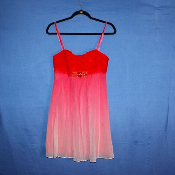 BCBGMAXAZRIA Strapless Ombre Cocktail Dress - Women's Size 4 - Red to Pink - Emb - Picture 12 of 13